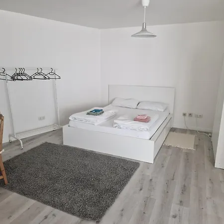 Zentrale Lage In Der Naehe Von Der Uni ,Neumarkt Und Koeln Messe Nur 5 Stationen Exterior foto